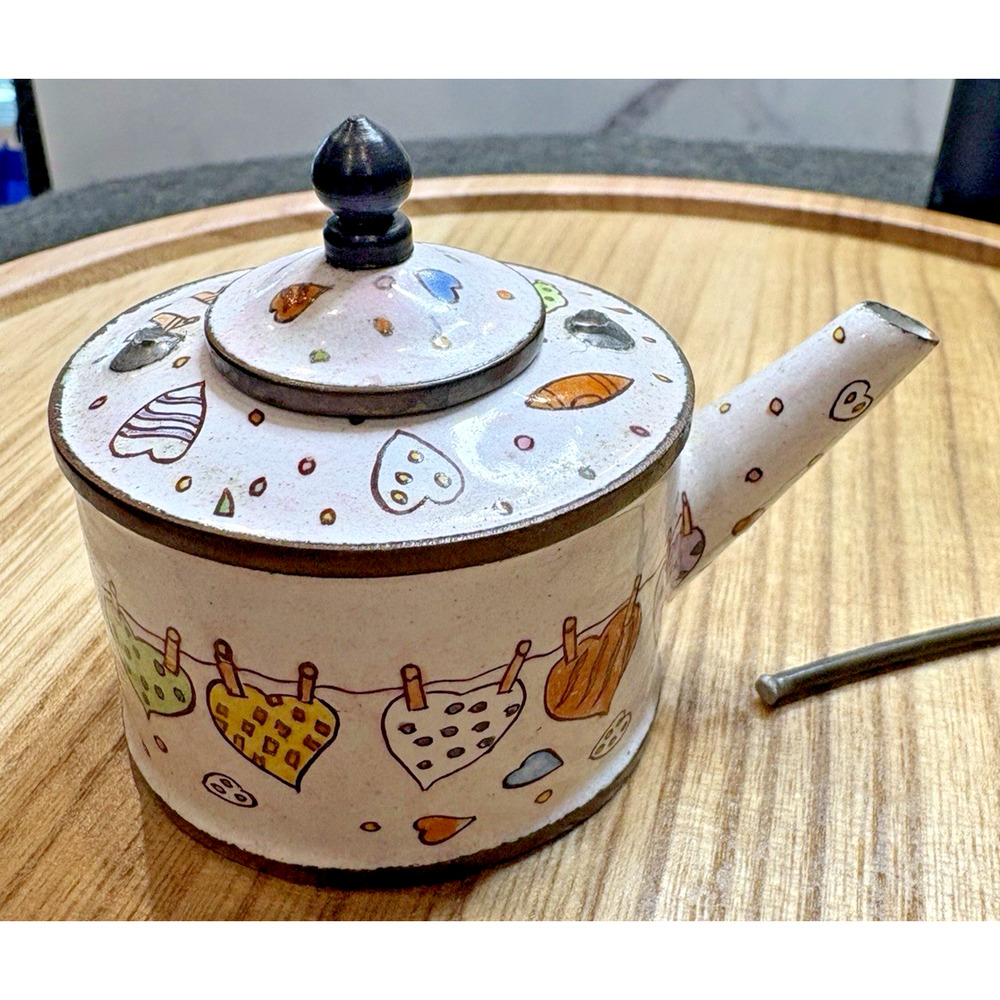 Empress Arts Teapot Mini Miniature Enamel Hearts And Laundry Pink Pot Vintage